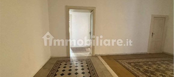5 rooms Apartment in Salerno, Italy No. 342596 5