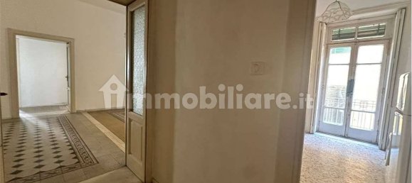 5 rooms Apartment in Salerno, Italy No. 342596 8