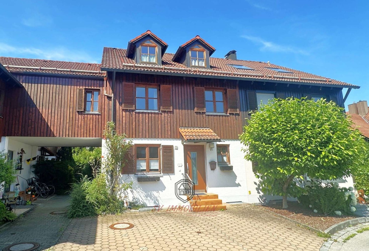 5 bedrooms Townhouse in Kaufbeuren, Germany No. 266915