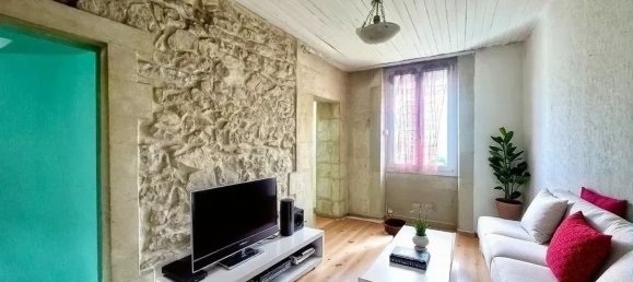 Casa de 2 divisões em Nimes, France N.º 297825 3