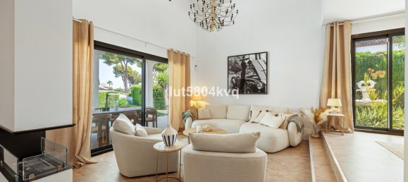 4 bedrooms Villa in Marbella, Spain No. 253061 2