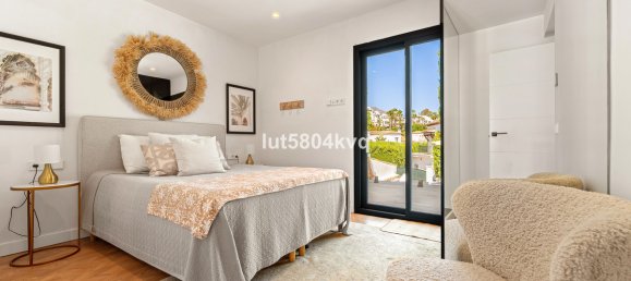 4 bedrooms Villa in Marbella, Spain No. 253061 14
