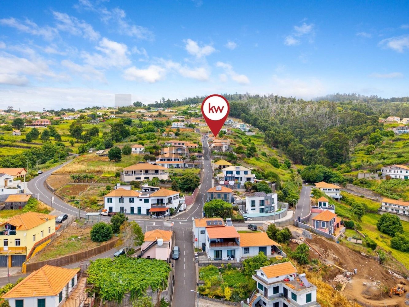 2m² Land in Calheta, Portugal No. 252573