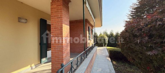 3 غرف نوم فيلا في Carmagnola, Italy رقم 334654 6