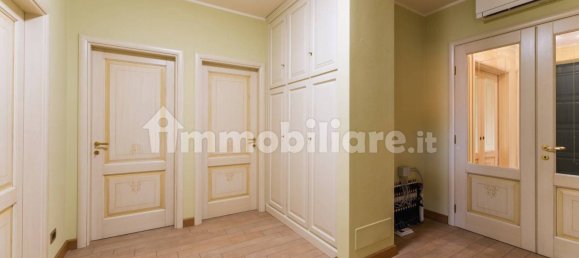 3 غرف نوم فيلا في Carmagnola, Italy رقم 334654 22