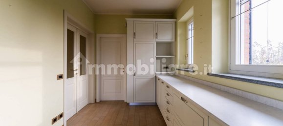 3 غرف نوم فيلا في Carmagnola, Italy رقم 334654 17