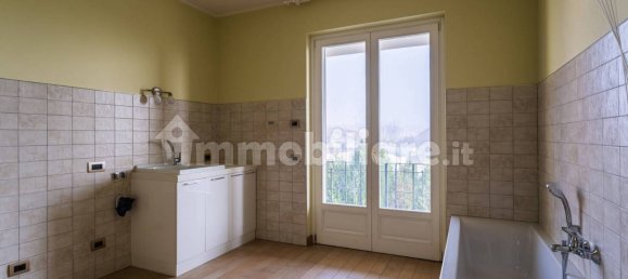 3 غرف نوم فيلا في Carmagnola, Italy رقم 334654 19