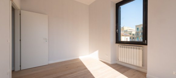3 bedrooms Apartment in Rome, Italy No. 321574 23