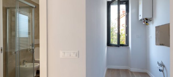 3 bedrooms Apartment in Rome, Italy No. 321574 8