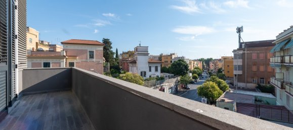 3 bedrooms Apartment in Rome, Italy No. 321574 18