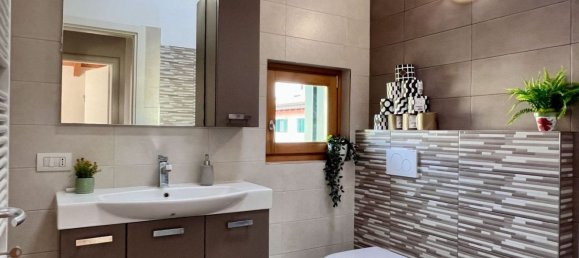 6 Schlafzimmer Villa in Bussolengo, Italy, Nr. 353148 22