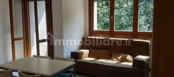 Studio à Como, Italy No. 378400 2