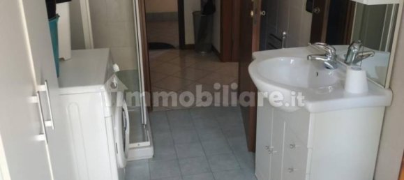 Studio à Como, Italy No. 378400 9