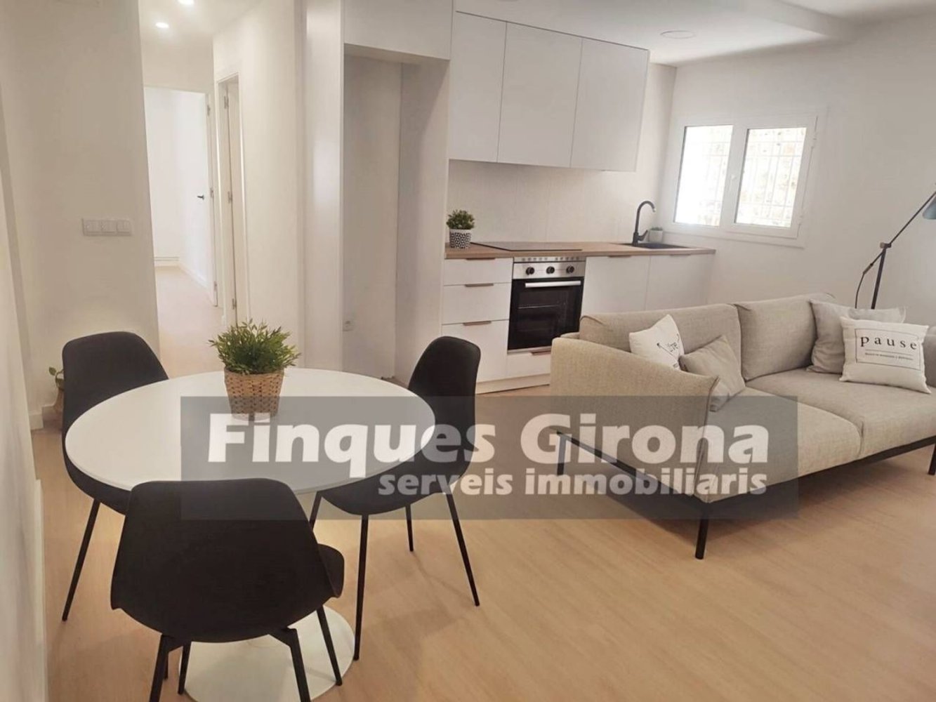 Apartamento de 3 dormitorios en Girona, Spain No. 149791