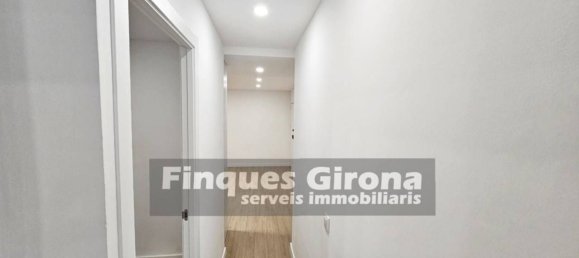 Apartamento de 3 dormitorios en Girona, Spain No. 149791 14