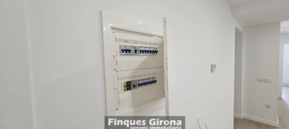 Apartamento de 3 dormitorios en Girona, Spain No. 149791 19