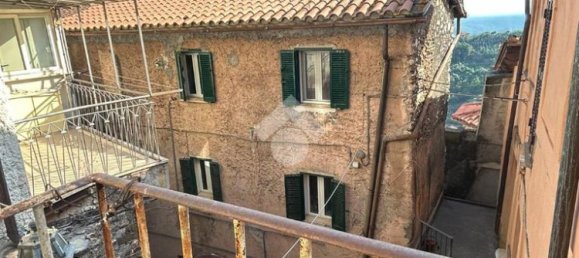 2 bedrooms Apartment in Olevano Romano, Italy No. 72510 4