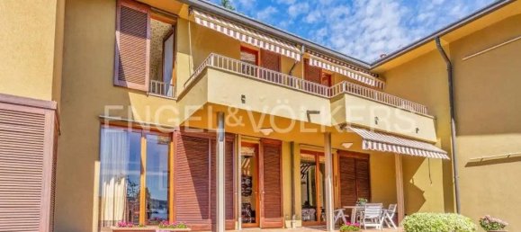 6 bedrooms Villa in Lesa, Italy No. 128414 21