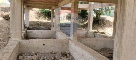 5 rooms House in Messina, Italy No. 32613 11