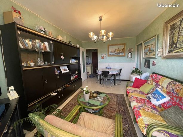 3 bedrooms Apartment in Toulon, France No. 312052