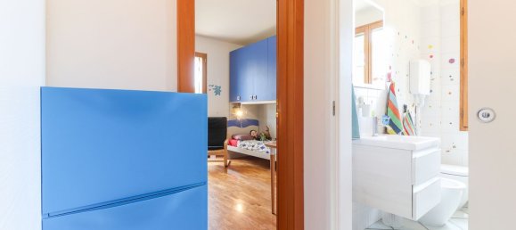4 Schlafzimmer Wohnung in Bologna, Italy, Nr. 321816 44