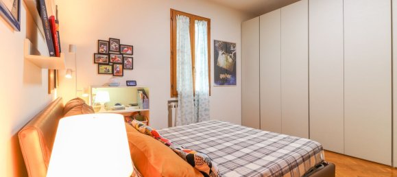 4 Schlafzimmer Wohnung in Bologna, Italy, Nr. 321816 34
