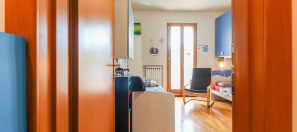 4 Schlafzimmer Wohnung in Bologna, Italy, Nr. 321816 38