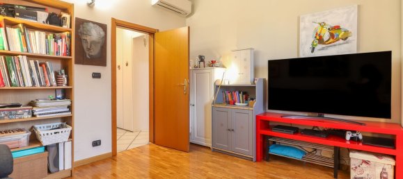 4 Schlafzimmer Wohnung in Bologna, Italy, Nr. 321816 13
