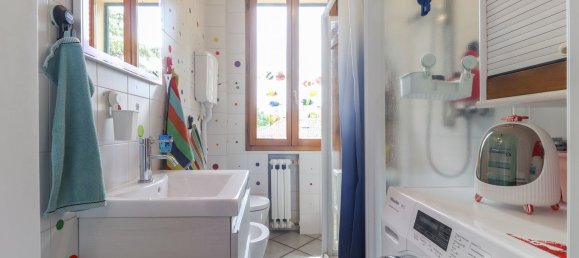 4 Schlafzimmer Wohnung in Bologna, Italy, Nr. 321816 46