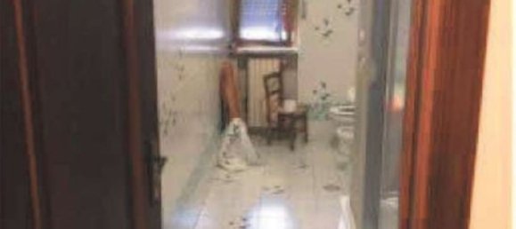 5 rooms Apartment in Laurenzana, Italy No. 100325 7