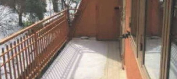 5 rooms Apartment in Laurenzana, Italy No. 100325 11