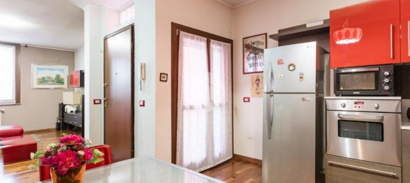 2 Schlafzimmer Villa in Bollate, Italy, Nr. 298384 9