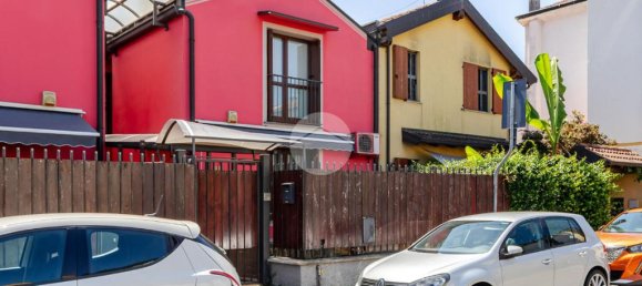 2 Schlafzimmer Villa in Bollate, Italy, Nr. 298384 42