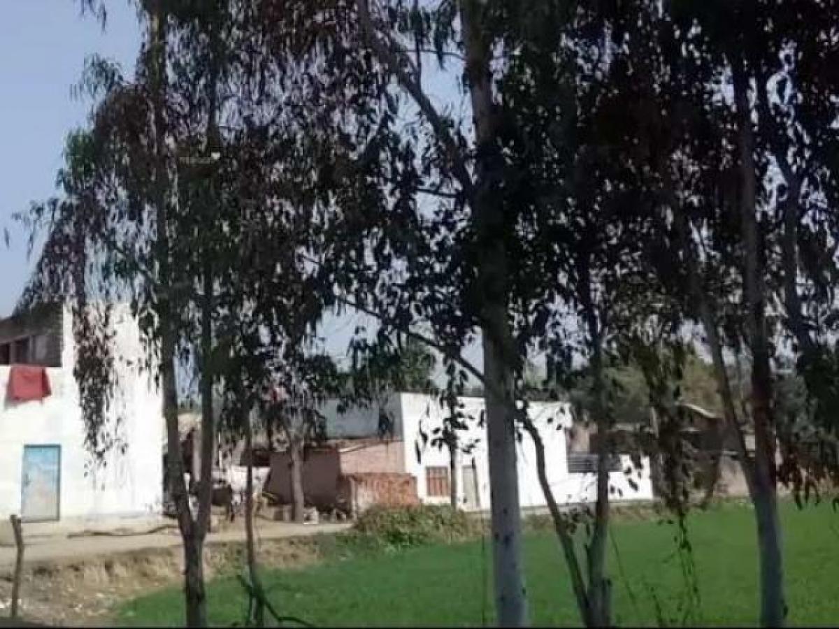  Land in Lucknow, India No. 29605