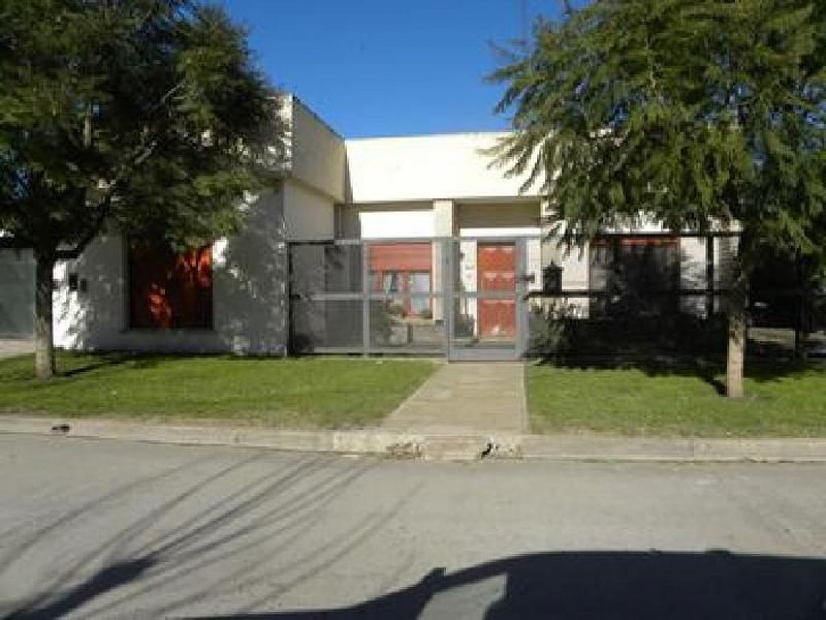 4 bedrooms House in Buenos Aires, Argentina No. 70167