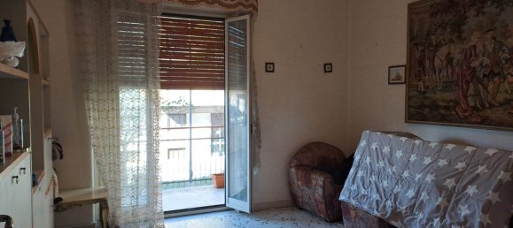 3 bedrooms Apartment in Catania, Italy No. 186185 6