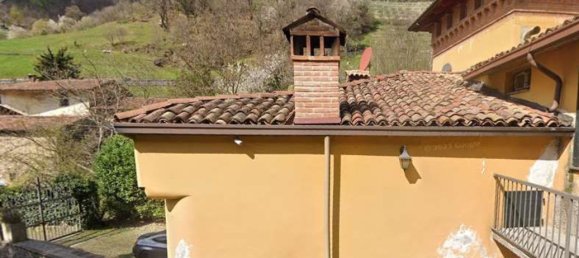 14غرفة شقة في Adrara San Martino, Italy رقم 5490 5