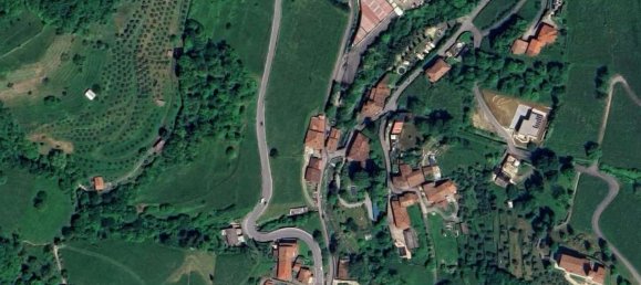 14غرفة شقة في Adrara San Martino, Italy رقم 5490 50