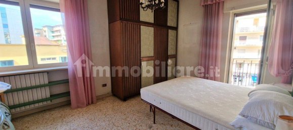 3 bedrooms Apartment in Naples, Italy No. 337746 5