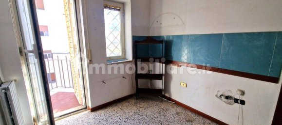 3 bedrooms Apartment in Naples, Italy No. 337746 4