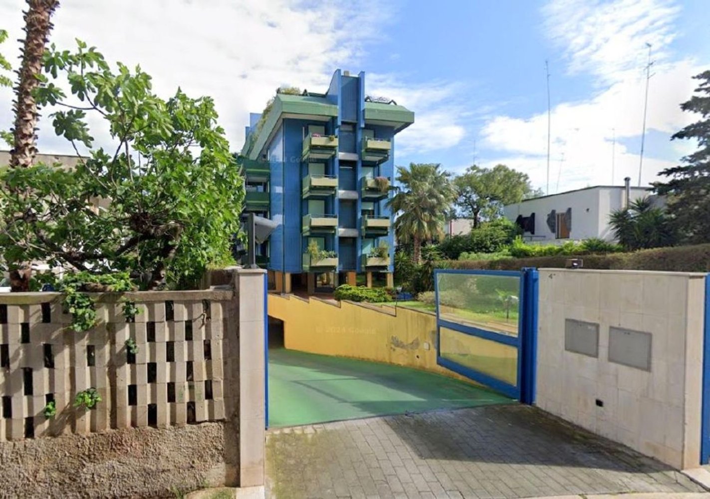 6 chambres Appartement à Bari, Italy No. 315333