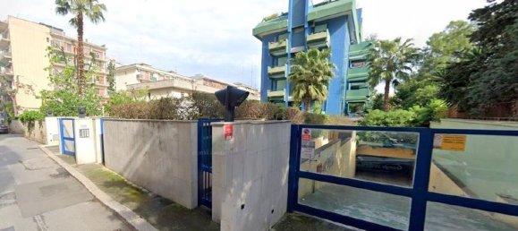 6 chambres Appartement à Bari, Italy No. 315333 4