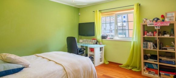 3 Schlafzimmer Haus in Colares, Portugal, Nr. 49628 13