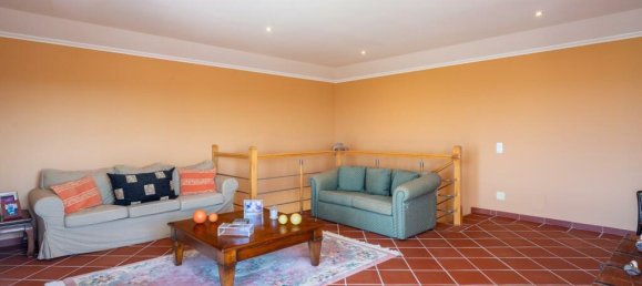 3 Schlafzimmer Haus in Colares, Portugal, Nr. 49628 14