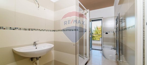 Apartamento de 6 divisões em Nocera Inferiore, Italy N.º 151231 11