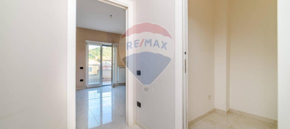 Apartamento de 6 divisões em Nocera Inferiore, Italy N.º 151231 13