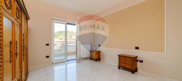 Apartamento de 6 divisões em Nocera Inferiore, Italy N.º 151231 15