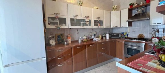 4غرفة شقة في Bari, Italy رقم 23653 21