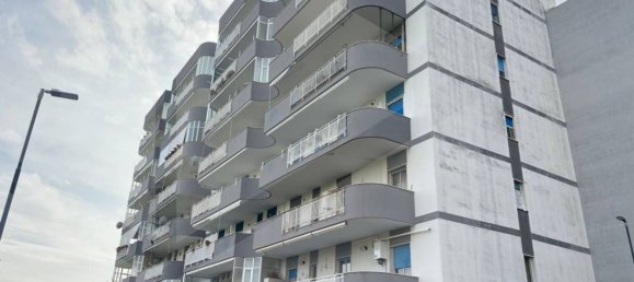 4غرفة شقة في Bari, Italy رقم 23653 39