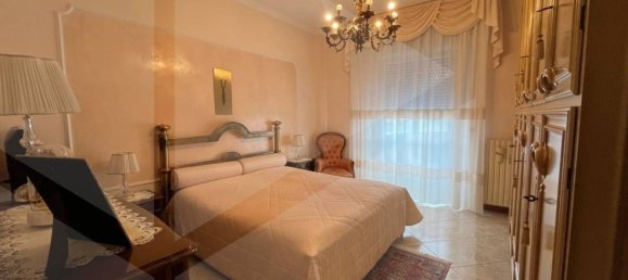 4غرفة شقة في Bari, Italy رقم 23653 8